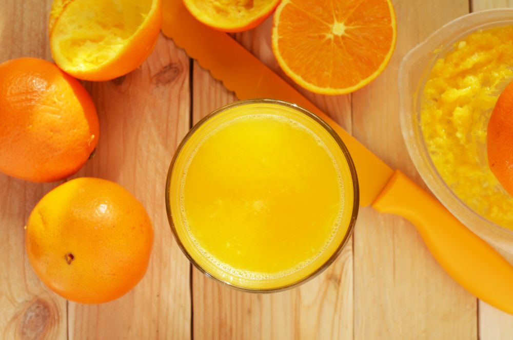 świeży sok pomarańczowy